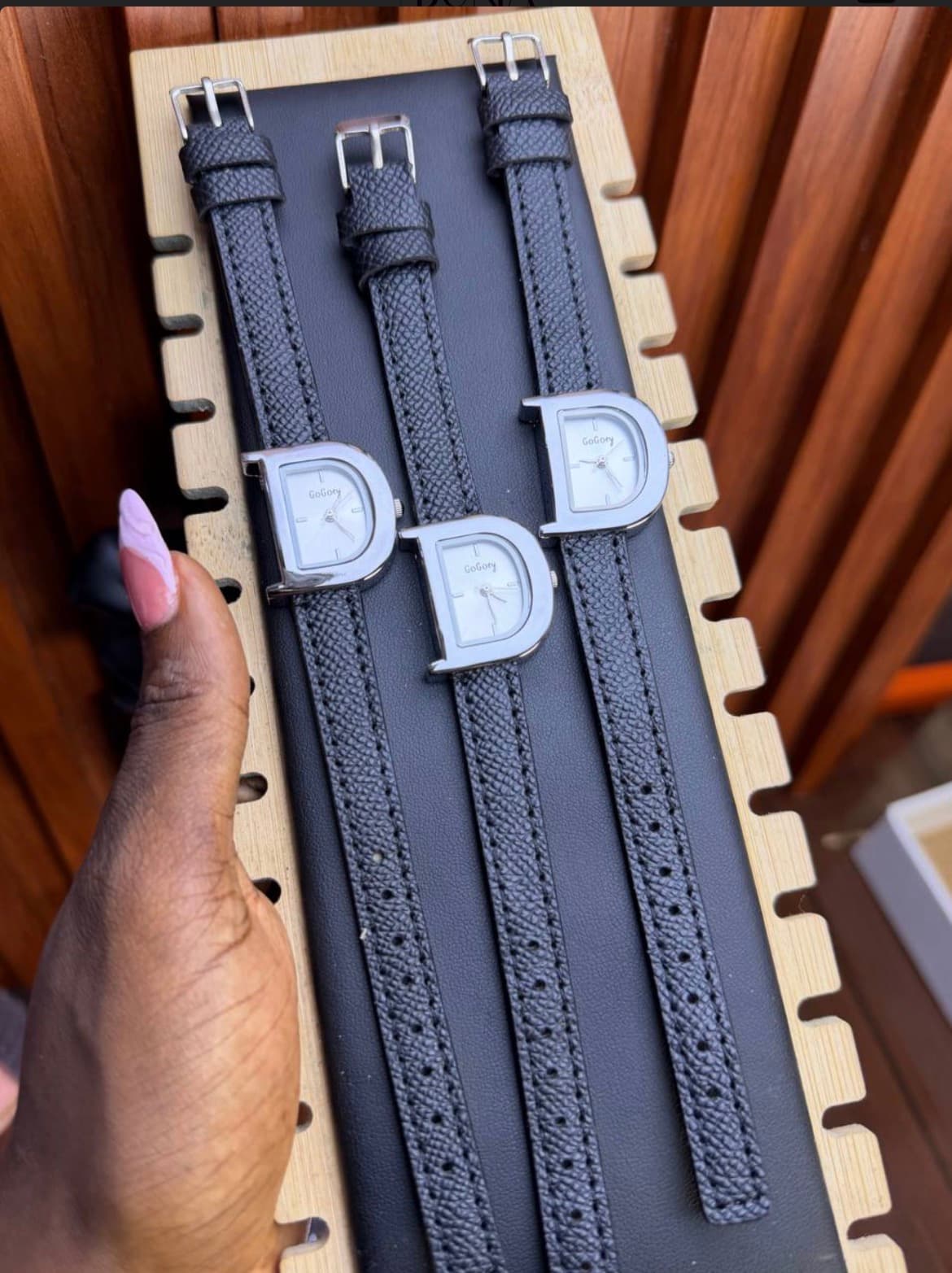 D leather wristwatch